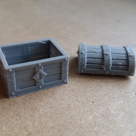 a81823da68738aa337f041c7a895ec87_display_large.jpg Chest with Lid Apart