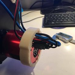 zwo_clamp.jpg Fichier 3D gratuit ZWO 1600 Anneau serre-câbles・Plan pour impression 3D à télécharger