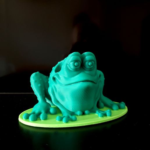 20191230_093500.jpg Download STL file Frog Penholder • 3D printable design, iradj3d