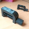 IMG_20181125_122634.jpg Free STL file Clamp with low-poly inlay \ dual extruder・3D print design to download
