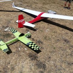 IMG_20220707_131440.jpg STL file rc glider buzz fuselage and tail templates・3D print object to download