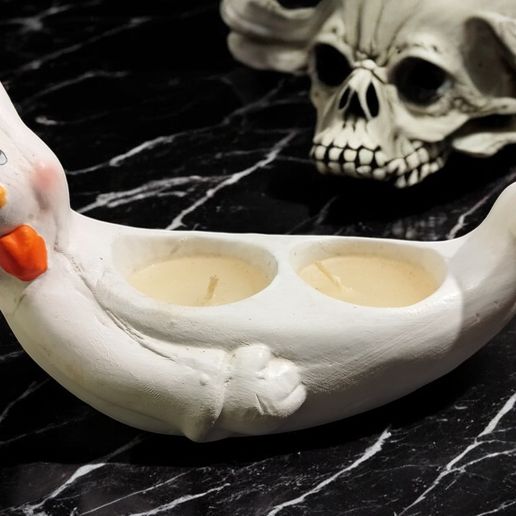 Candle holder