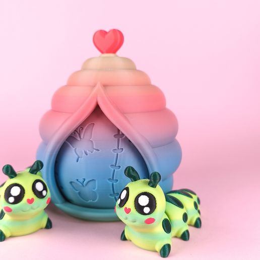 IMG_20250415_171935.jpg Lagarta Flexi Fofa 🐛✨ (Brinquedo, Chaveiro), Articulada ✨