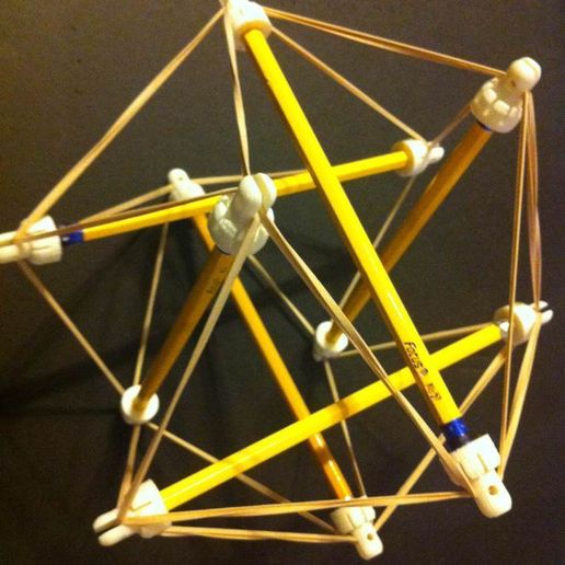 IMG_1780.JPG Tensegrity 顶盖