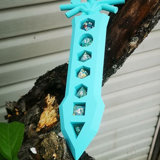 IMG_20220603_082217.jpg Fancy Dice Sword