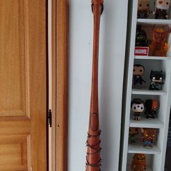 20200413_140929.jpg Archivo 3D gratis The Walking Dead : Lucille montaje en pared (soporte bate de béisbol)・Modelo para descargar y imprimir en 3D