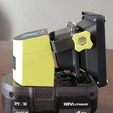 ' f ca P= TT Srey } 4ah RYOBI LED light