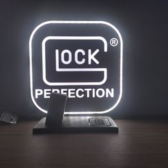 IMG_20230811_052431.jpg STL file GLOCK stand lamp 17/18/19・3D printer design to download