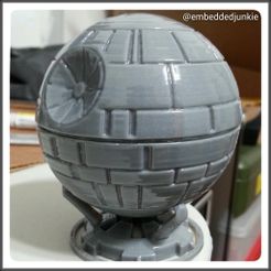 PhotoFancie2014_02_10_06_29_16.jpg Free 3D file Death Star・3D printer design to download