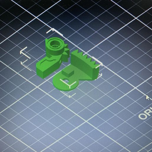 f5c30ff0-34ea-4bbe-a3bf-9377435e5020.jpeg Logitech Racing wheel kit,pedal gears