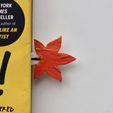 IMG_7493.jpg Summer leaf bookmark. Stl file for 3D printing. Print in place.
