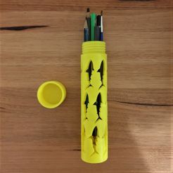 square1.jpg Archivo STL gratis Caja de lápices de tiburón con tapa de rosca・Modelo para descargar y imprimir en 3D