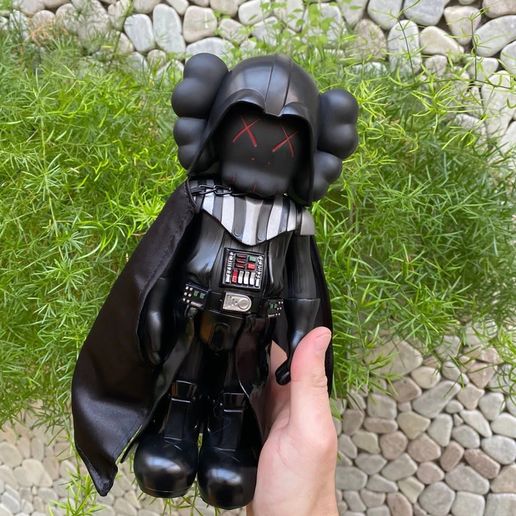🎨 Kaws Darth Vader・ STL File for 3D printing・Cults