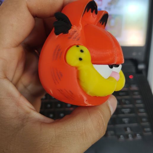 IMG_20251228_153959214.jpg Garfield deitado - modelo 3D para impressão FDM 🐱