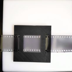 STL file Fast continuous film holder for Plustek scanners - Slides
