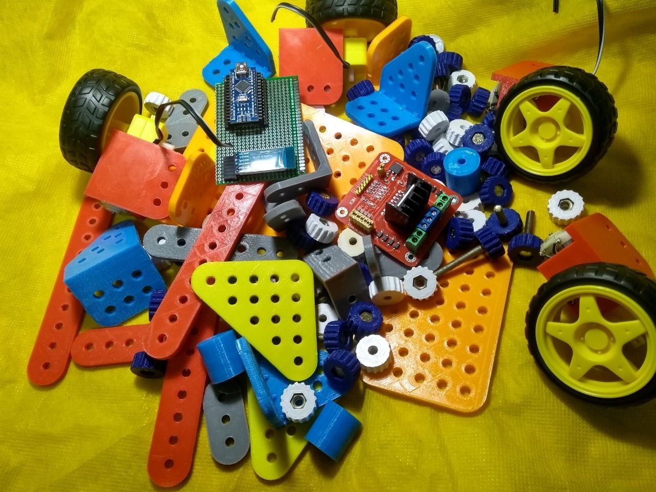 Download file Easy-To-Use Robotics Development Kit (For Arduino ...