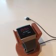 20180620_215425.jpg Fitbit Ionic & apple watch Stand