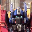 comparison.jpg Replacement Head + Upgrade Kit for PX - Jupiter / FOC Fall of Cybertron Optimus Prime