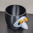 PXL_20210516_193754173.jpg 3D file Chibi Plague Doctor Plant Pot・3D printable model to download