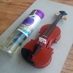 Violon.jpeg Miniature violin