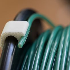 P11_7105.jpg Бесплатный STL файл Filament Spool Clip・3D-печатный дизайн для скачивания