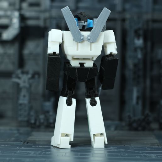 Wheeljack_1X1_2.jpg G1 Transformers Wheeljack - No Support