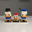 IMG_9036.png MODULAR BRICKHEADZ DISPLAY