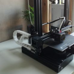 IMG_20191026_171345.jpg Бесплатный 3D файл Creality Ender 3 Upgrade Cable Guide・Модель 3D-принтера для скачивания