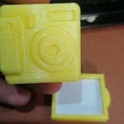 Archivo 3D Álbum de fotos Polaroid *Versión con compartimento secreto* (con  instrucciones de montaje) 🪞・Diseño de impresión en 3D para descargar・Cults