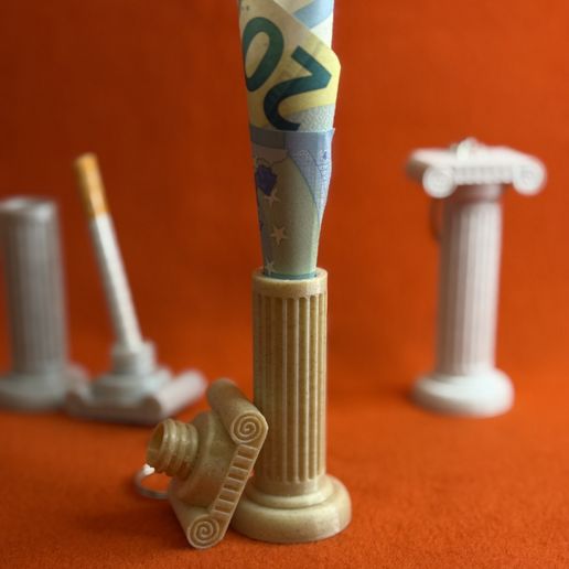 IMG_3820.jpeg COFFRE-FORT IONIQUE - PORTE-CLÉS À COMPARTIMENT SECRET