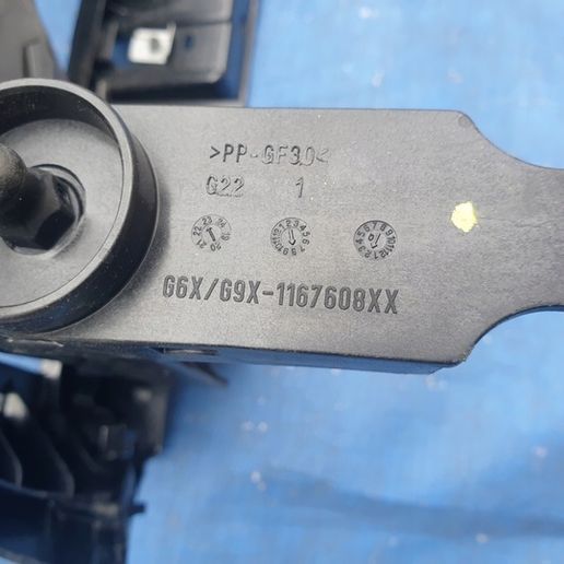 BMW 4 Series (G22 G23 G26x) & i4 Front Bumper Bracket Guide (Repl. 1167608)