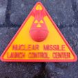 1.jpg Nuclear warning 3D sign.