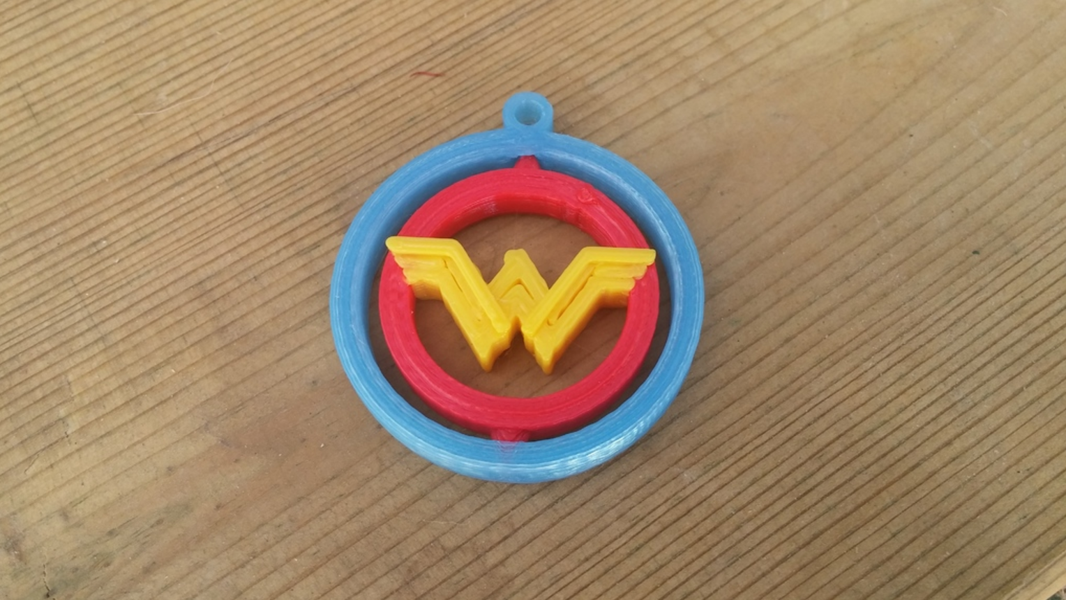 Capture d’écran 2017-06-01 à 10.08.38.png Free STL file Wonder Woman Ginble KeyChain・Template to download and 3D print, ykratter