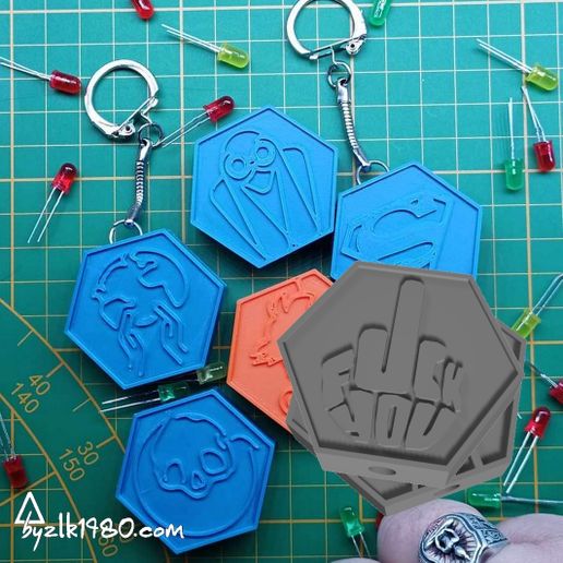 Free STL file key ring model 6 🔑 ・3D print model to download・Cults