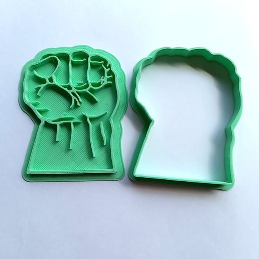 cutting hulk hand and marker 3D model