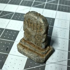 TombstonePainted.jpg Fichier STL Pierre tombale Accessoire pour pierre tombale・Plan pour imprimante 3D à télécharger