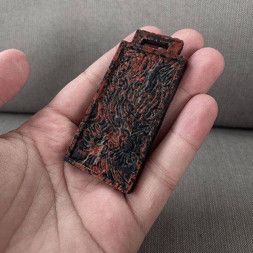 IMG_0403.jpg Pendentif Dragon