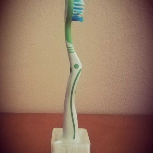 WhatsApp Image 2020-07-24 at 12.59.53.jpeg Toothbrush holder