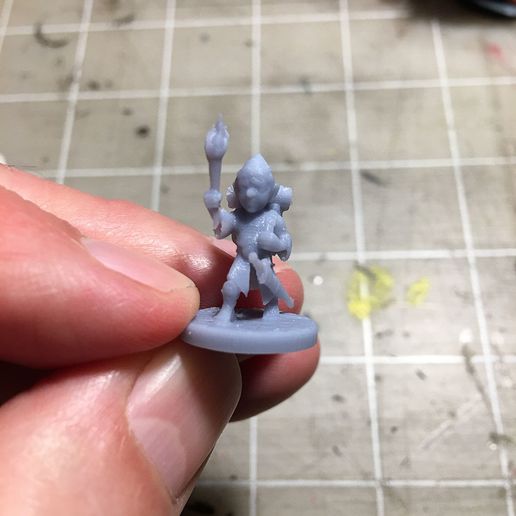 Photo Mar 26, 9 47 33 PM.jpg Halfling Adventurer, Fantasy Tabletop RPG Miniature