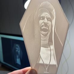 TheNun1.jpg LITHOPHANE MOTIF THE NUN FOR HALLOWEEN