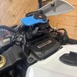 IMG_2777.jpg CBR 1000rr SC57 QuadLock mount