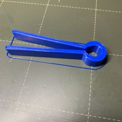 TWEEZER-REMIX-IMG.jpg Free STL file Tweezers (desktop makes's tutorial remix)・3D printing template to download