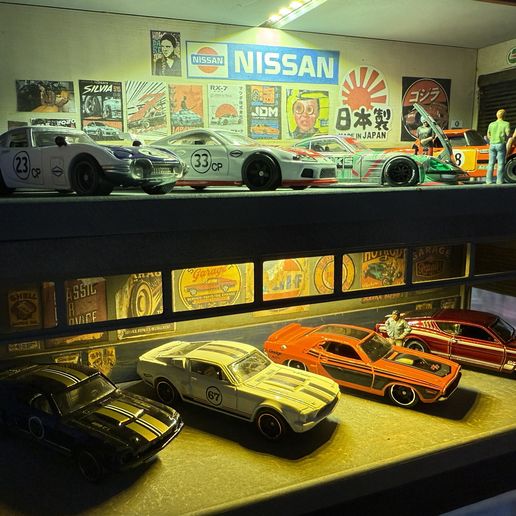 164garage2.jpg 1:64 Diecast Garage modulaire à étagères