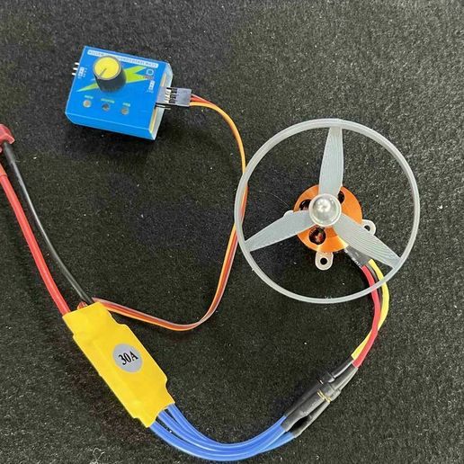 c559a929-f457-4057-bcb5-e0b79d1d49d0.jpg Hélice versão 3