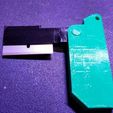 20190329_003634.jpg Razor blade holder