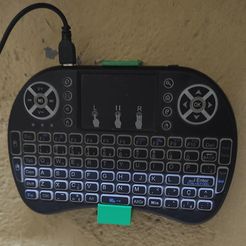 1640792320204.jpg STL-Datei Mini-Tastatur-Unterstützung kostenlos・3D-Drucker-Modell zum herunterladen