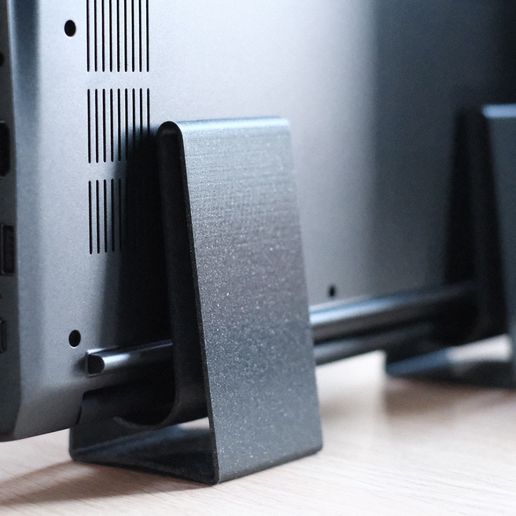 IMG_7436.jpg Simple Self-adjusting (Closed) Laptop Stand / Holder