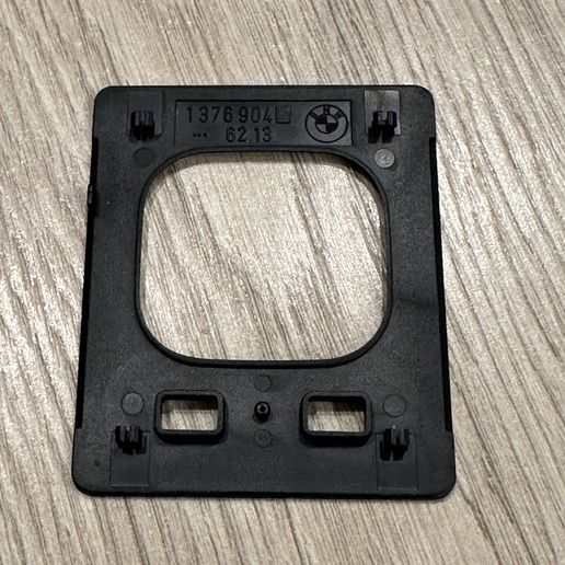 IMG_0923.jpg Aftermarket BMW E30 E28 OEM Analog Clock Cover 1376904