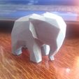 elephant_3d_model.jpg Eléphant bas poly