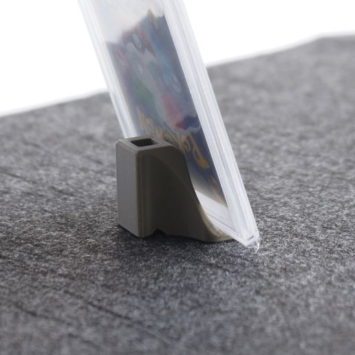 img-3.jpg Présentoir de cartes à collectionner